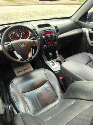 KIA SORENTO 2.4 EX2 4X2 16V GASOLINA 4P AUTOMÁTICO